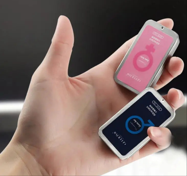 Parfum Solide aux Phéromones – Cologne Bois Longue Durée