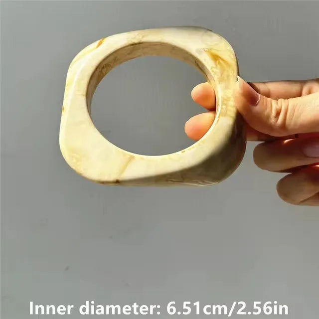 HUANZHI Bracelet Large Asymétrique en Résine Beige – Style Géométrique Exagéré, Mode Automne, Bijou Épais et Surdimensionné, Idéal Cadeau